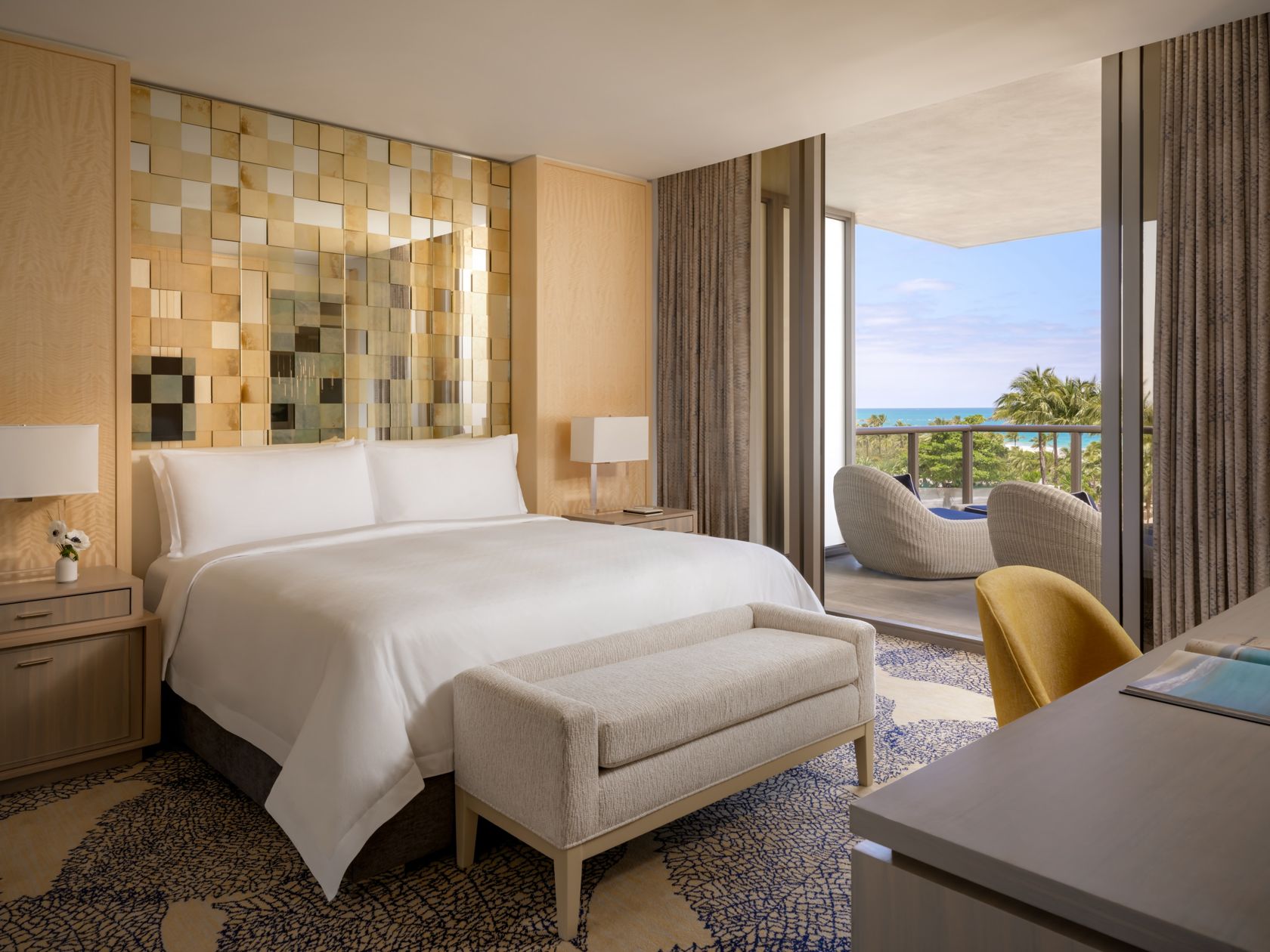 Fotografia da matéria: Bal Harbour: moda, sabores e o azul do Atlântico