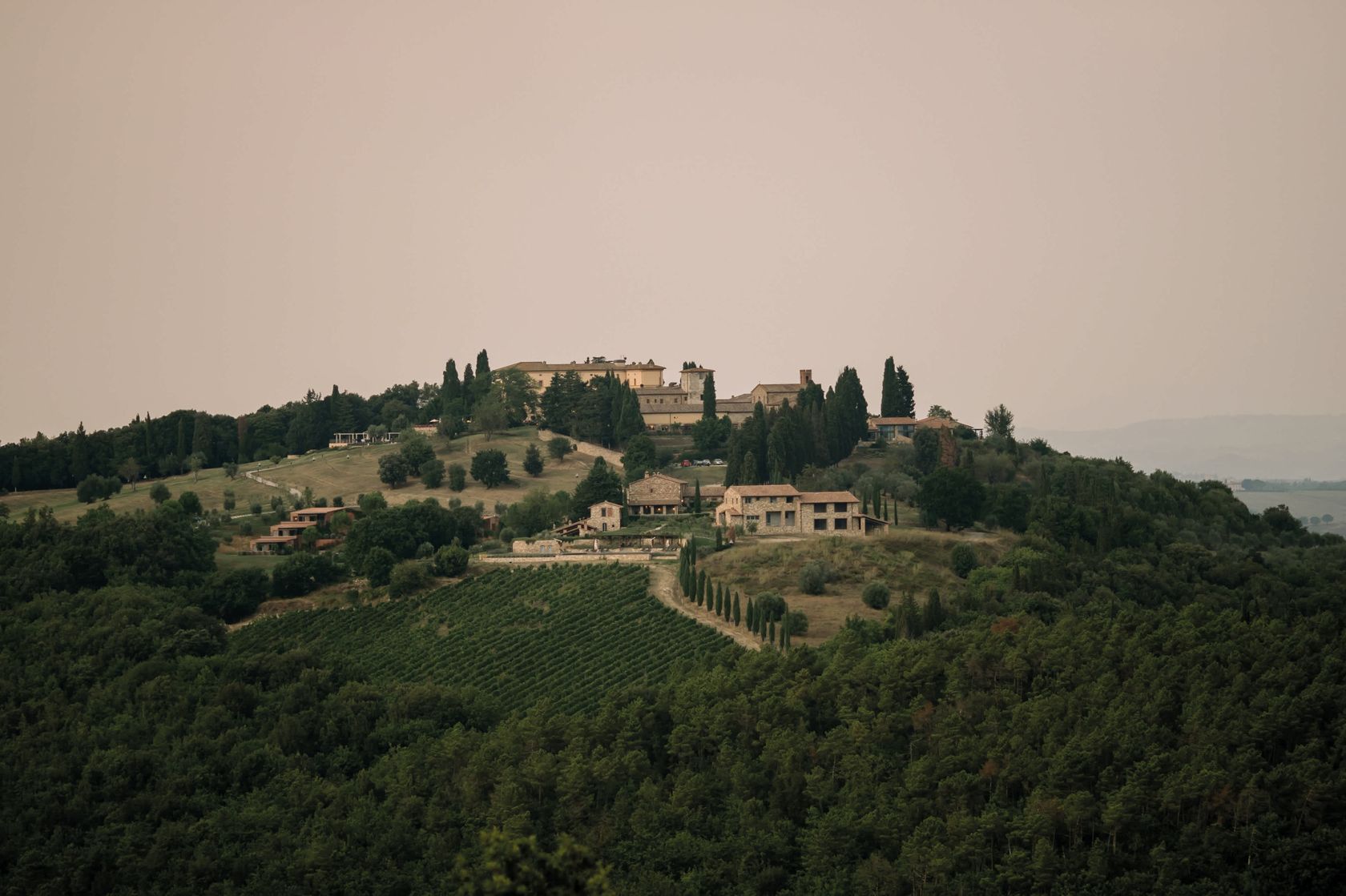 Castello di Casole: uma pérola do alto luxo nas colinas da Toscana