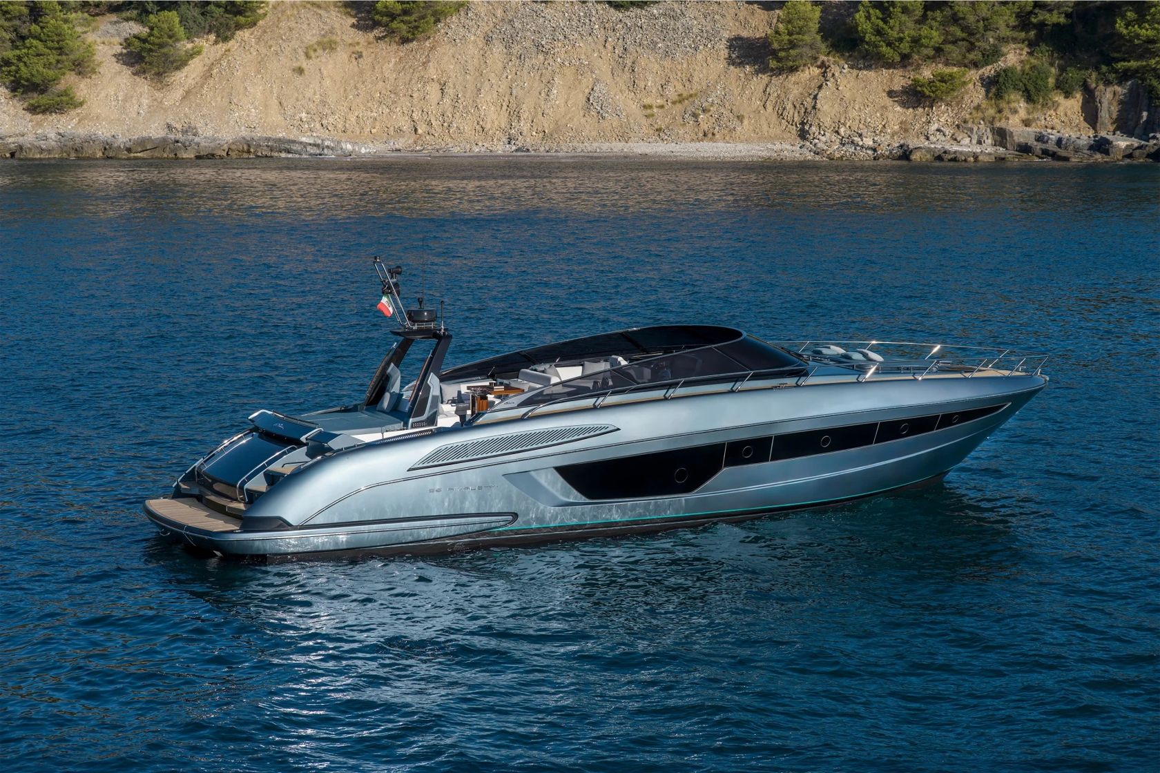 Ferretti Group chega a Cannes com quatro estreias mundiais