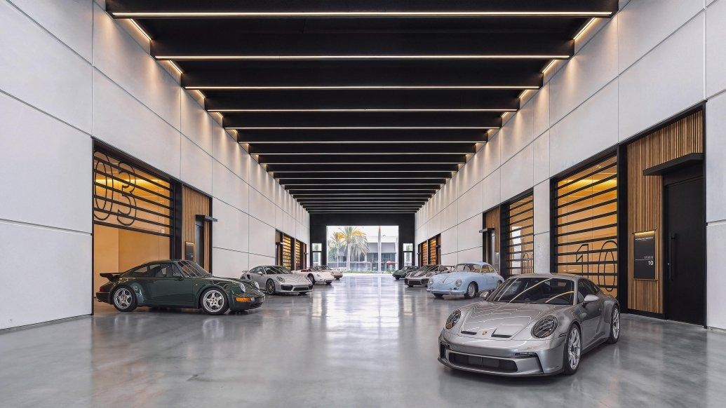 Porsche Design cria um clube para morar entre automóveis — foto 2 de 6