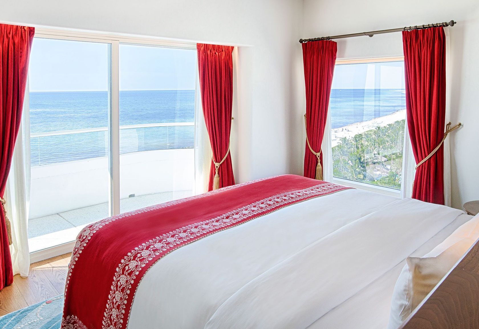 Fotografia da matéria: Welcome to Miami! — Faena Hotel